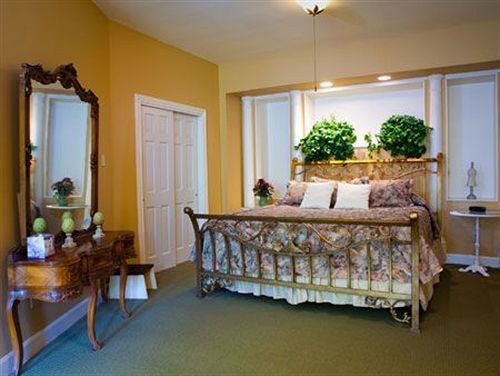 Creekhaven Inn & Spa Уимберли Экстерьер фото