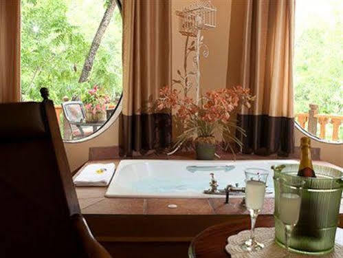 Creekhaven Inn & Spa Уимберли Экстерьер фото